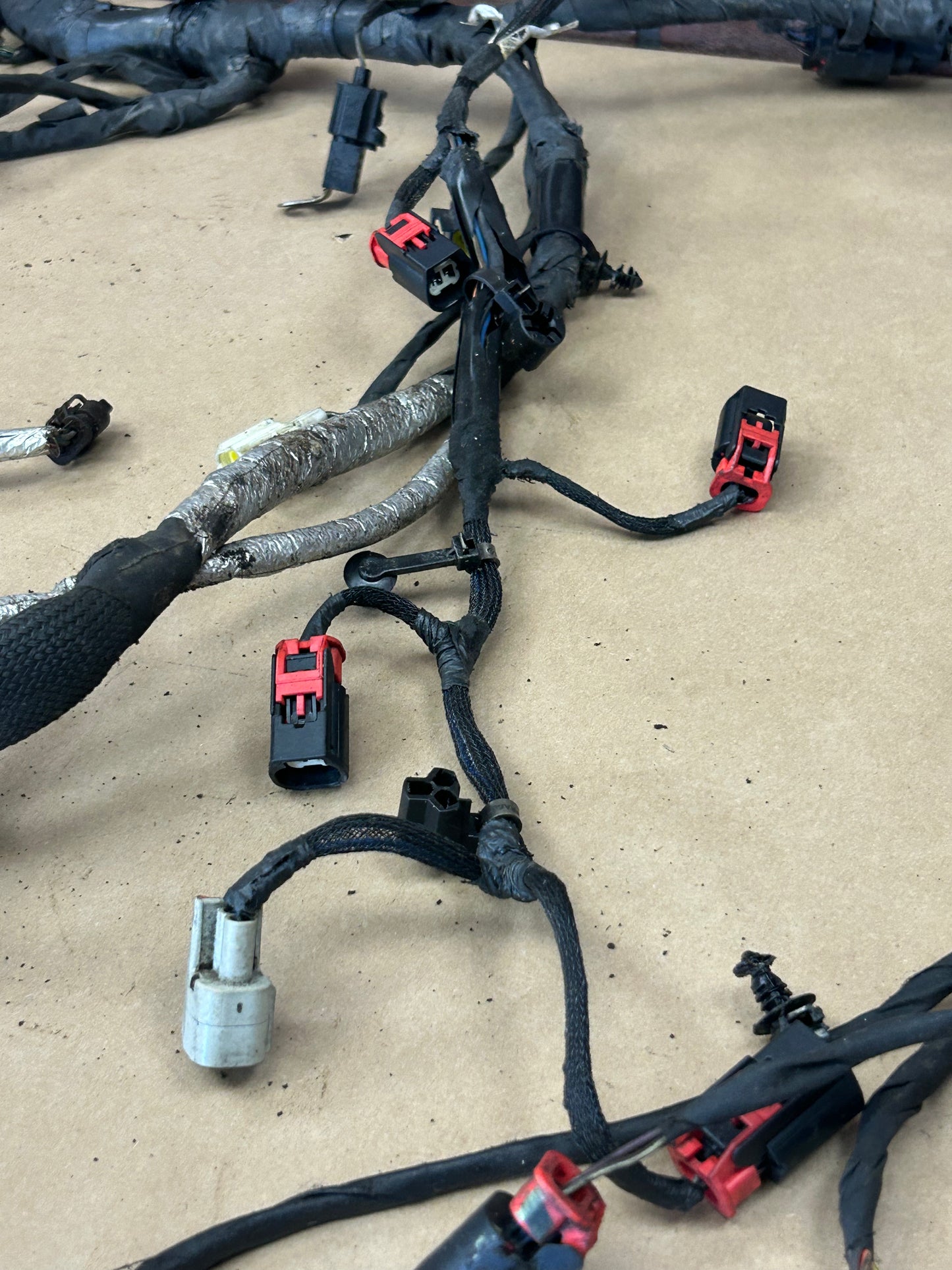 19-23 Charger Challenger Scat Pack 392 6.4L Engine Wire Harness 05035571AG OEM