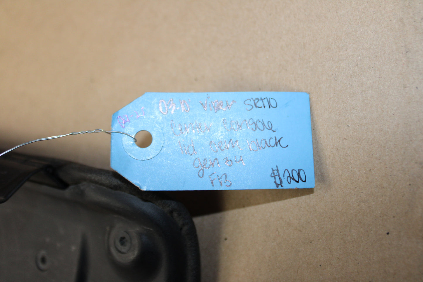 2003-2010 Dodge Viper Gen III Gen IV SRT10 center console lid XN89DX9AC