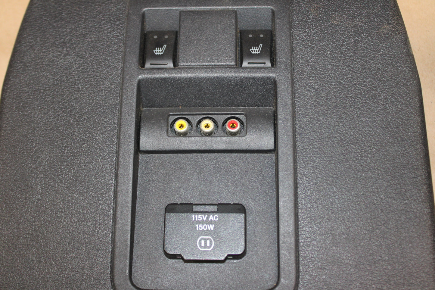 08 09 10 JEEP GRAND CHEROKEE SRT8 REAR SEAT HEATED SWITCH W/ TRIM PANEL OEM