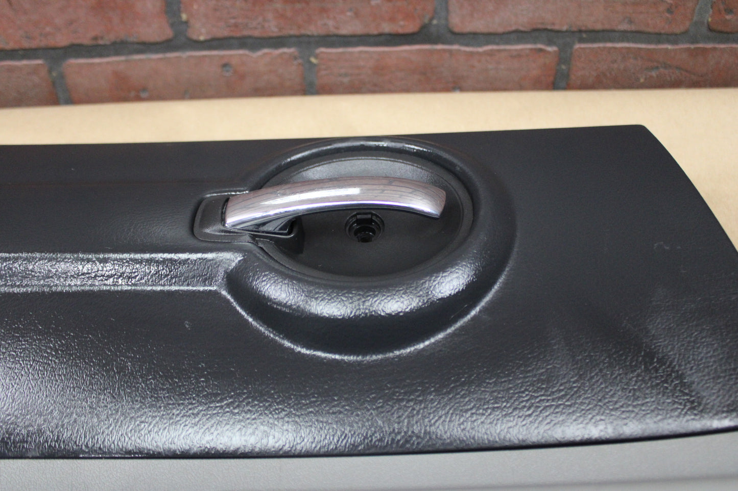 2006-2007 DODGE CHARGER REAR DRIVER LH SIDE INTERIOR DOOR PANEL OEM