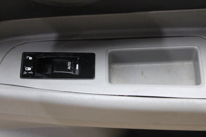 2007-2006 Dodge Charger Interior Front Passenger RH Door Panel Trim Cover OEM