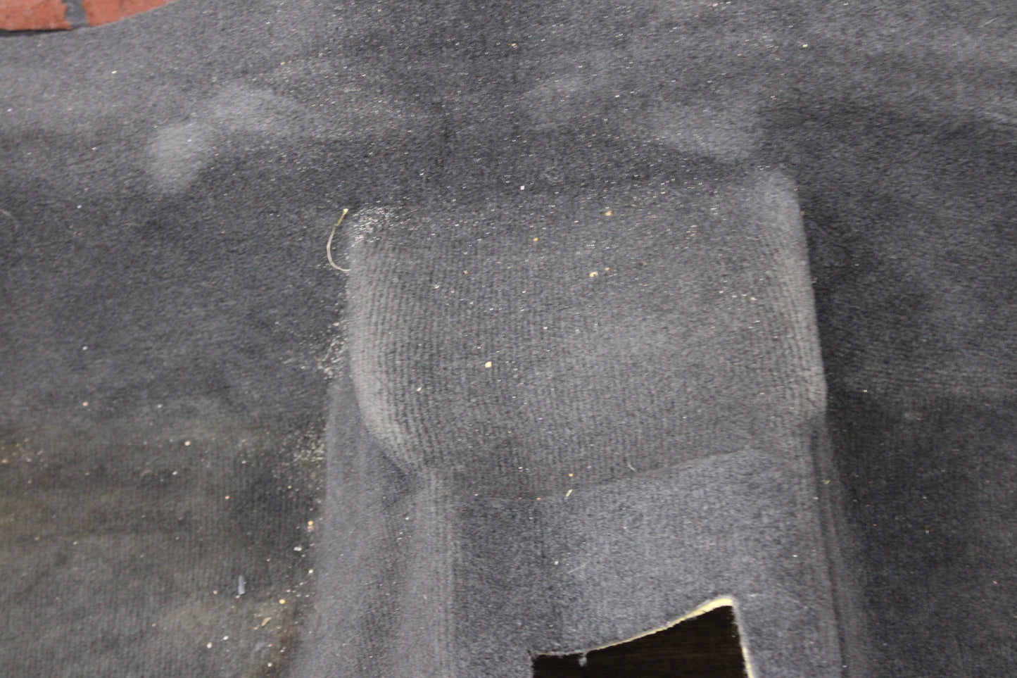 2005-2010 CHARGER 300 REAR SECOND ROW LOWER INTERIOR FLOOR COVER LINER MAT OEM