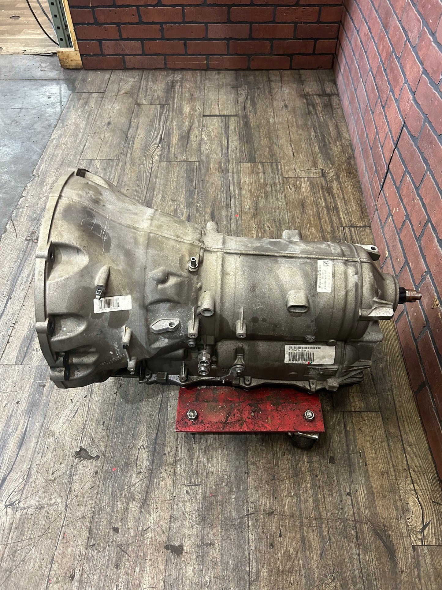 18-23 Challenger Charger RWD 6.4 Auto 8HP70 Transmission 68367523AA Damaged Core