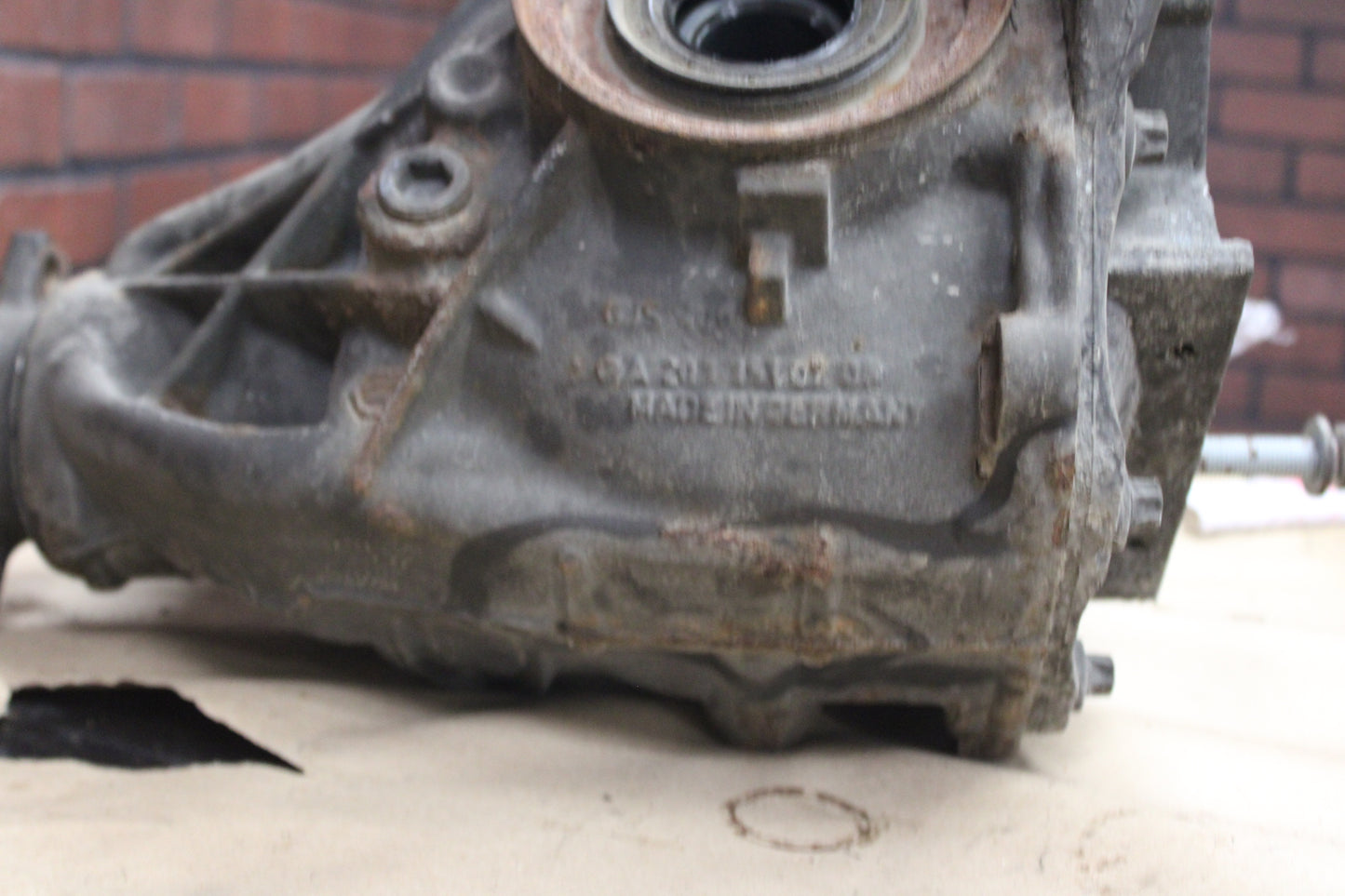 2007 Dodge Charger Challenger 300 SRT8 Rear Axle Differential Carrier 3.06 OEM