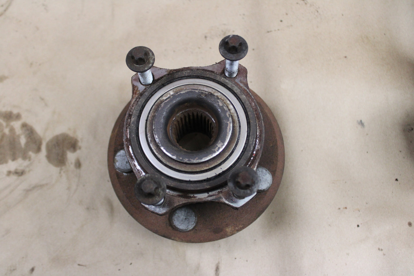 05-08 Charger Challenger 300 Rear Right Left Axle Half CV Shaft and Hub Set OEM