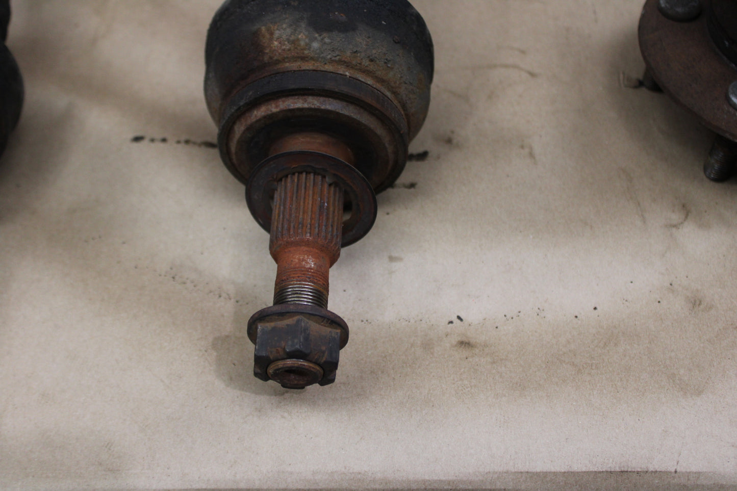 05-08 Charger Challenger 300 Rear Right Left Axle Half CV Shaft and Hub Set OEM