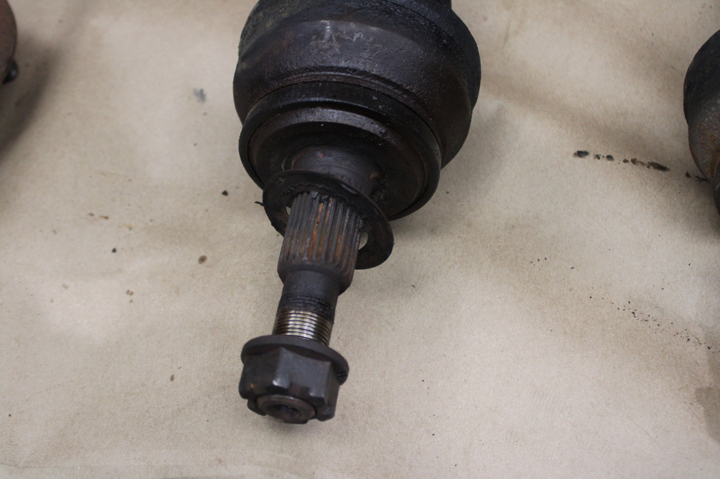 05-08 Charger Challenger 300 Rear Right Left Axle Half CV Shaft and Hub Set OEM