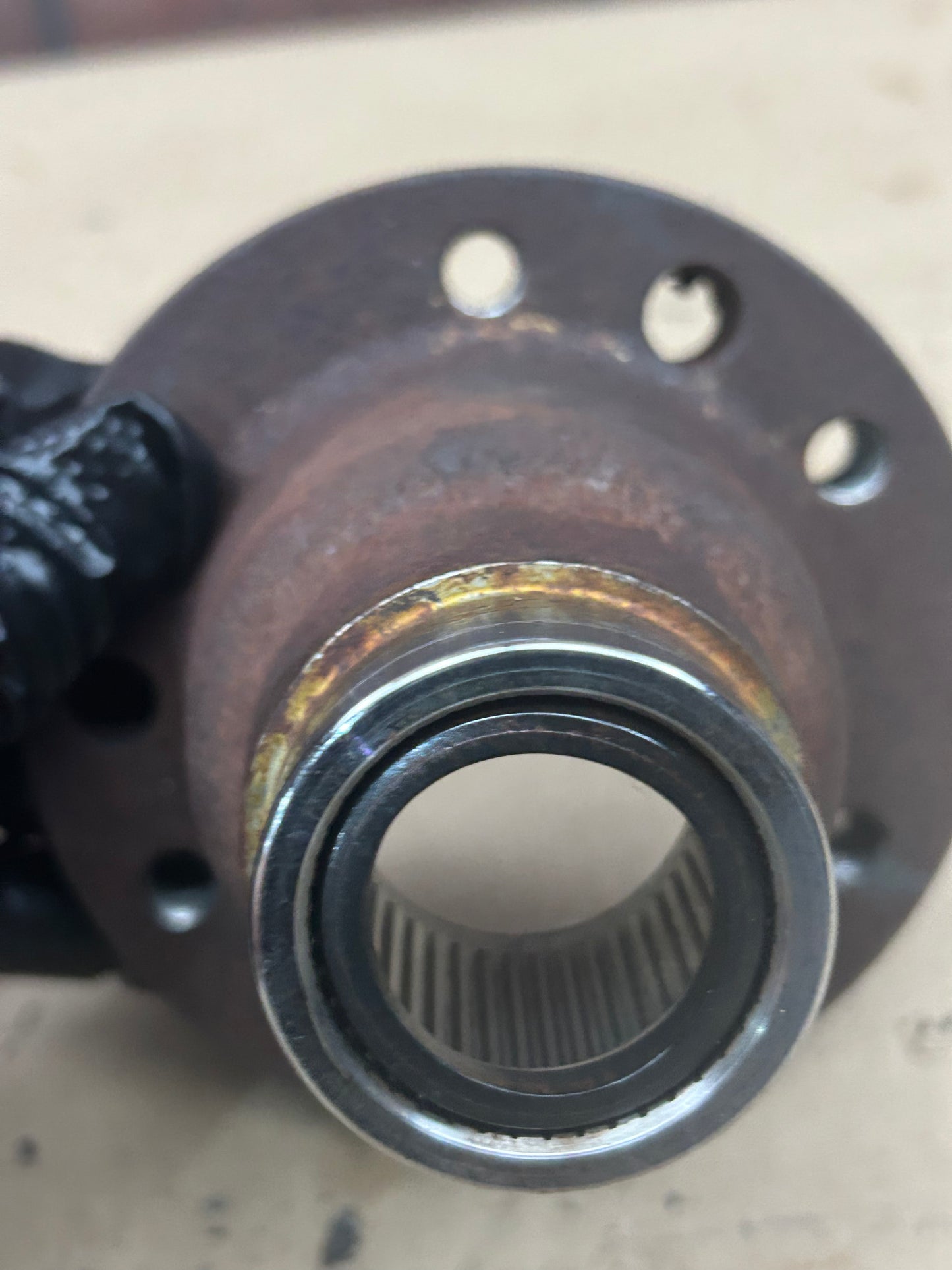 15-26 Mopar Dodge Chrysler Charger 8 Speed Transmission Output Flange Yoke 8HP70