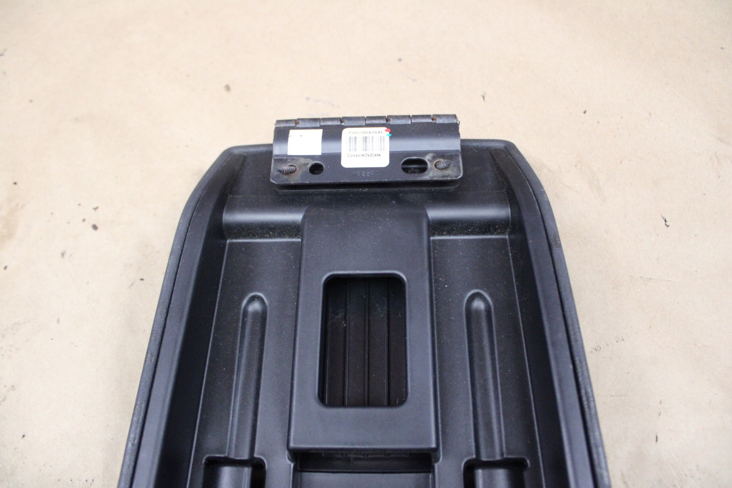 2005-2007 Dodge Magnum Center Console Light Black Vinyl Armrest Top Lid OEM