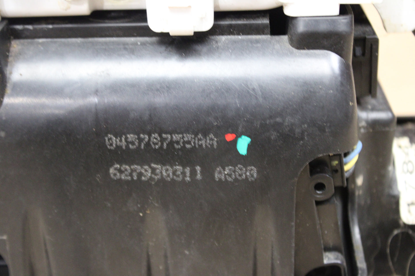 2007 Dodge Charger SRT8 Auto Floor Gear Shifter Assembly OEM 04578755AA