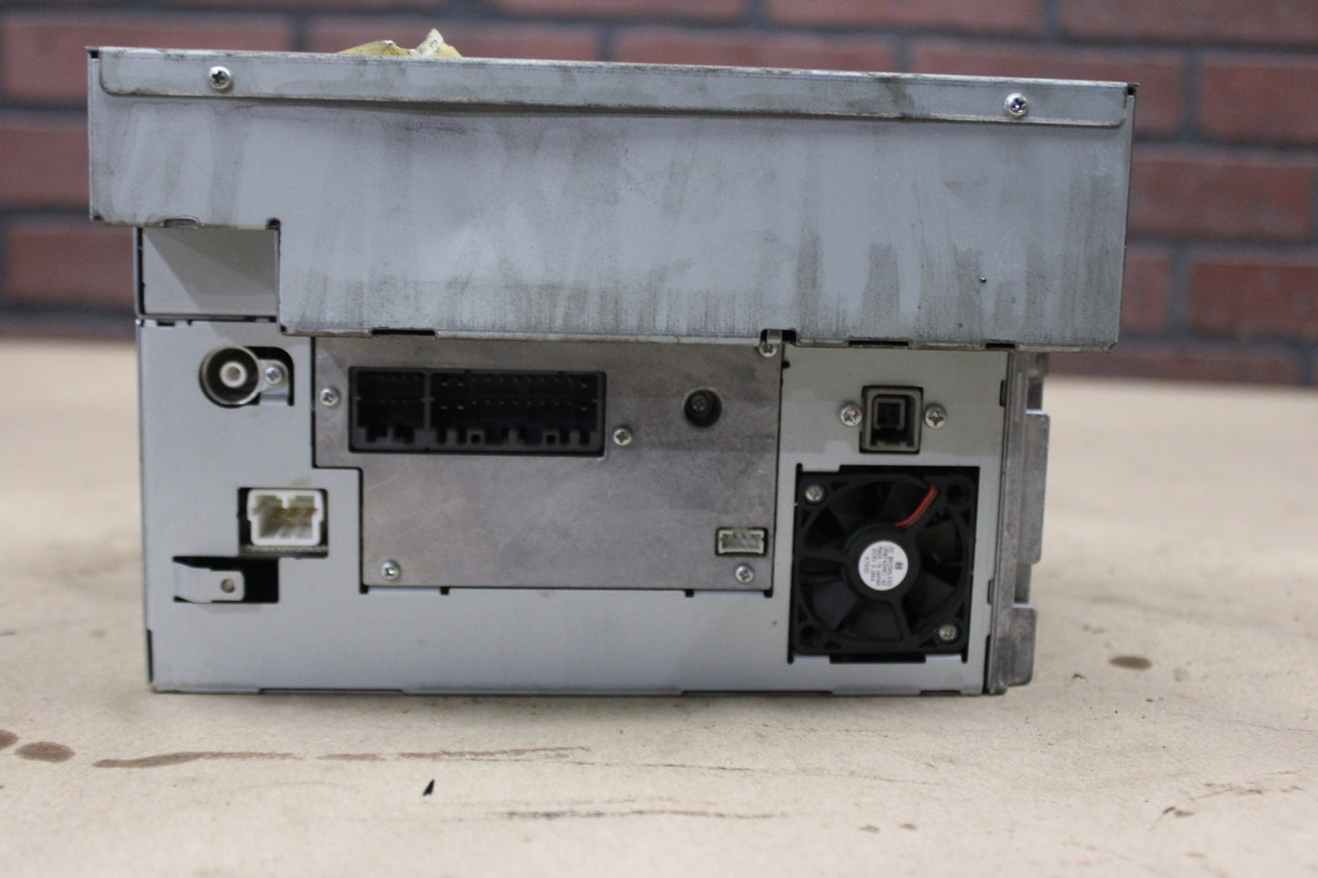 2005-2007 Chrysler 300 Dodge Charger Radio 6 Disc CD Player OEM Untested