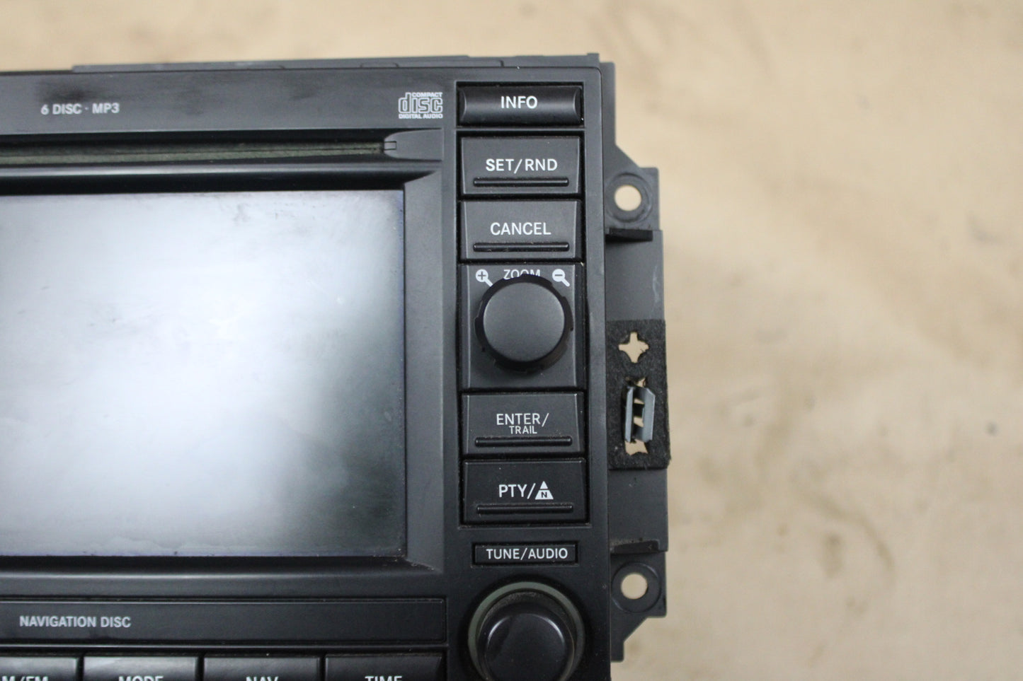 2005-2007 Chrysler 300 Dodge Charger Radio 6 Disc CD Player OEM Untested