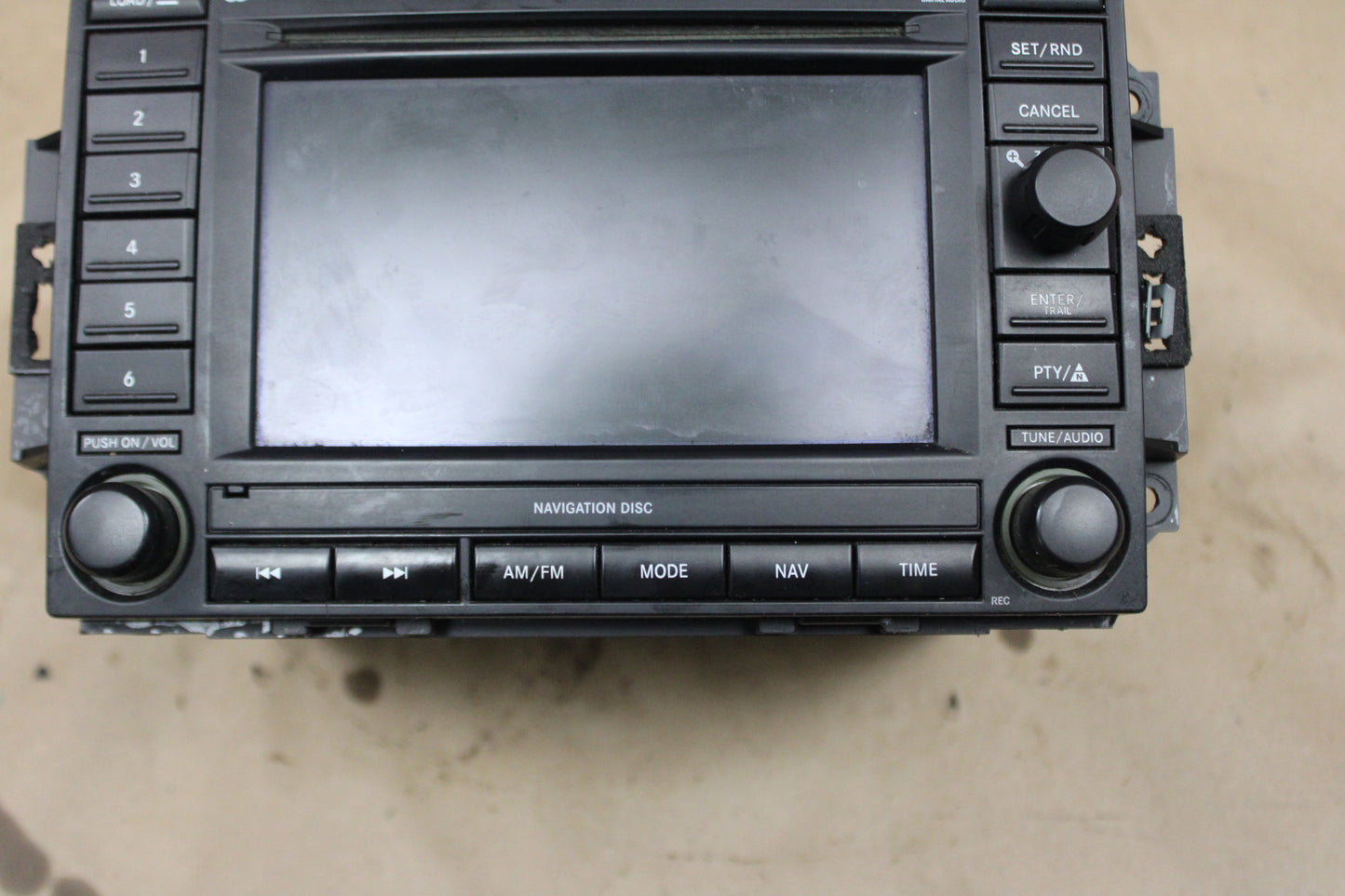 2005-2007 Chrysler 300 Dodge Charger Radio 6 Disc CD Player OEM Untested