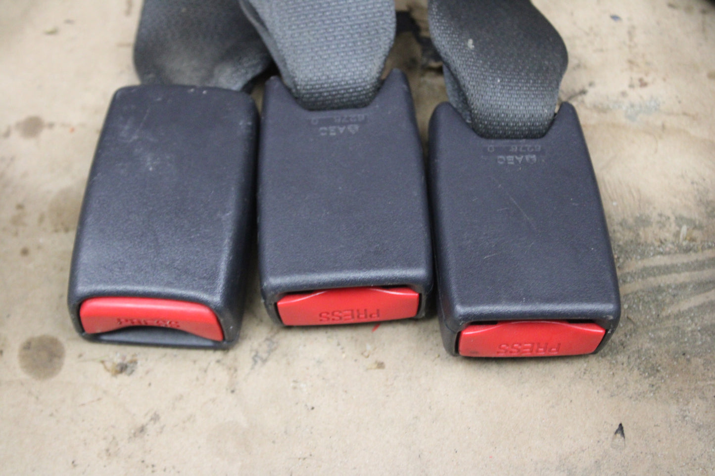 2005-2010 Challenger Charger 300 SRT8 Black Rear Left Right Seat Belt Set OEM