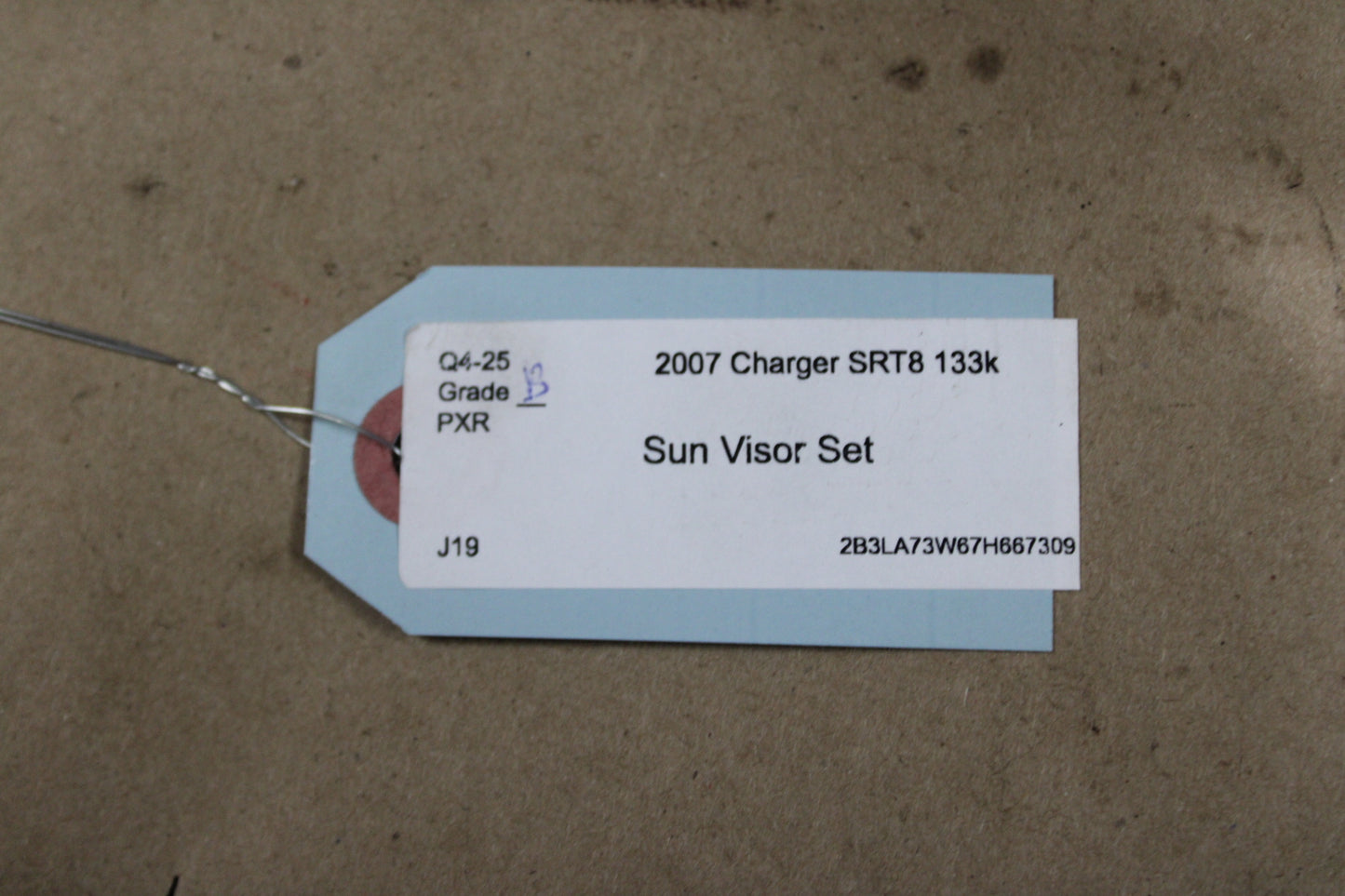 05-07 Dodge Charger Chrysler 300 Front RH LH Extendable Sun Visor Set Pair OEM