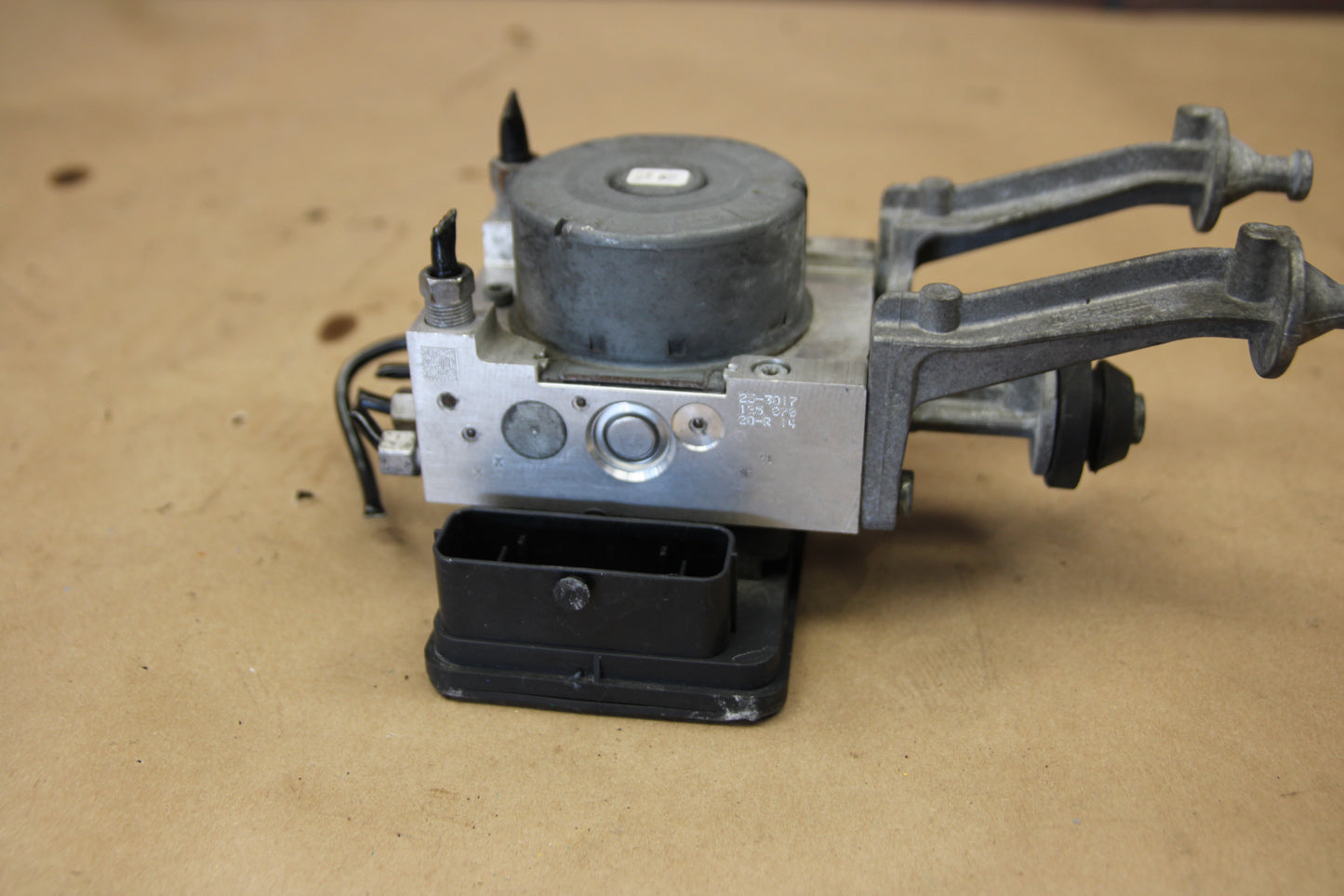 2015-2023 Dodge Challenger Charger SRT ABS Anti Lock Brake Module 68290444AA OEM