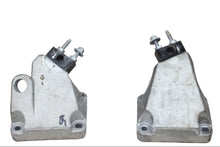 11-23 Challenger Charger 300 OEM 6.4L Engine RH LH Mount Bracket Set 04855024AC