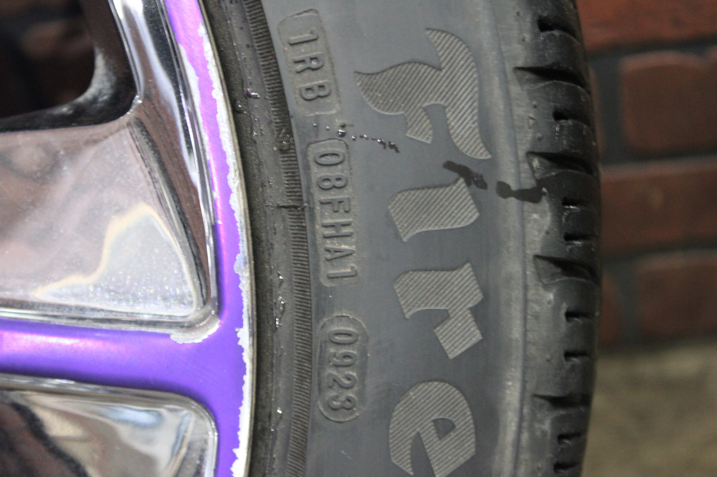 20x9 Chrome Purple 5 Spoke SRT8 Front and Rear Tire and Wheel Reps Set 29k MILES