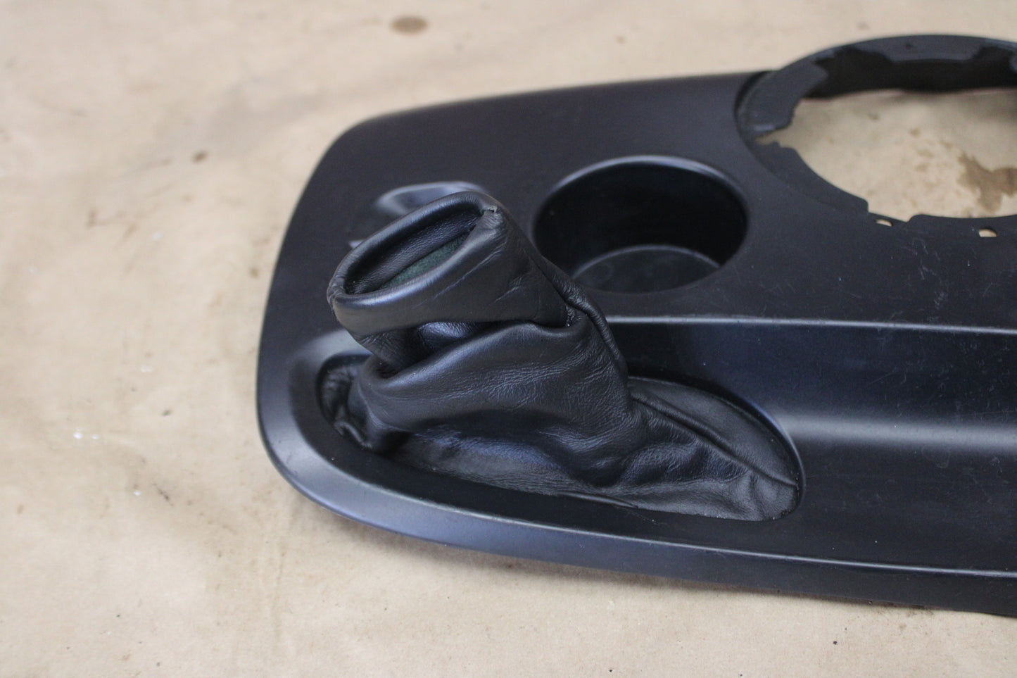 2003-2008 Dodge Viper Manual Handbrake Shifter Center Console Handbrake Bezel