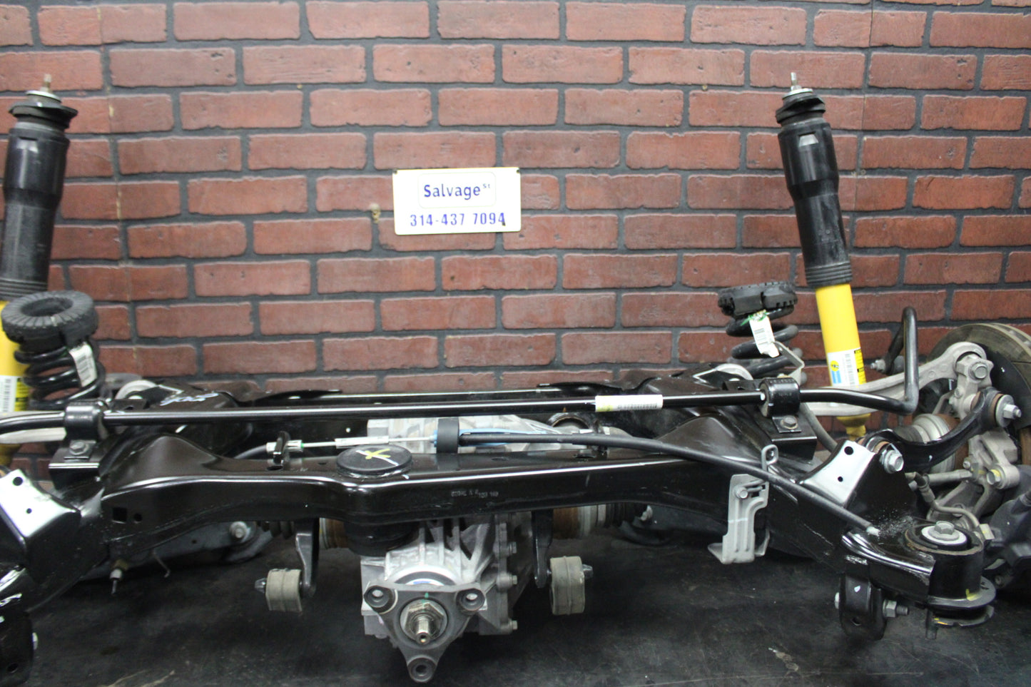 09-14 Challenger Charger 300 SRT8 3.06 LSD Getrag Differential Rear End Cradle