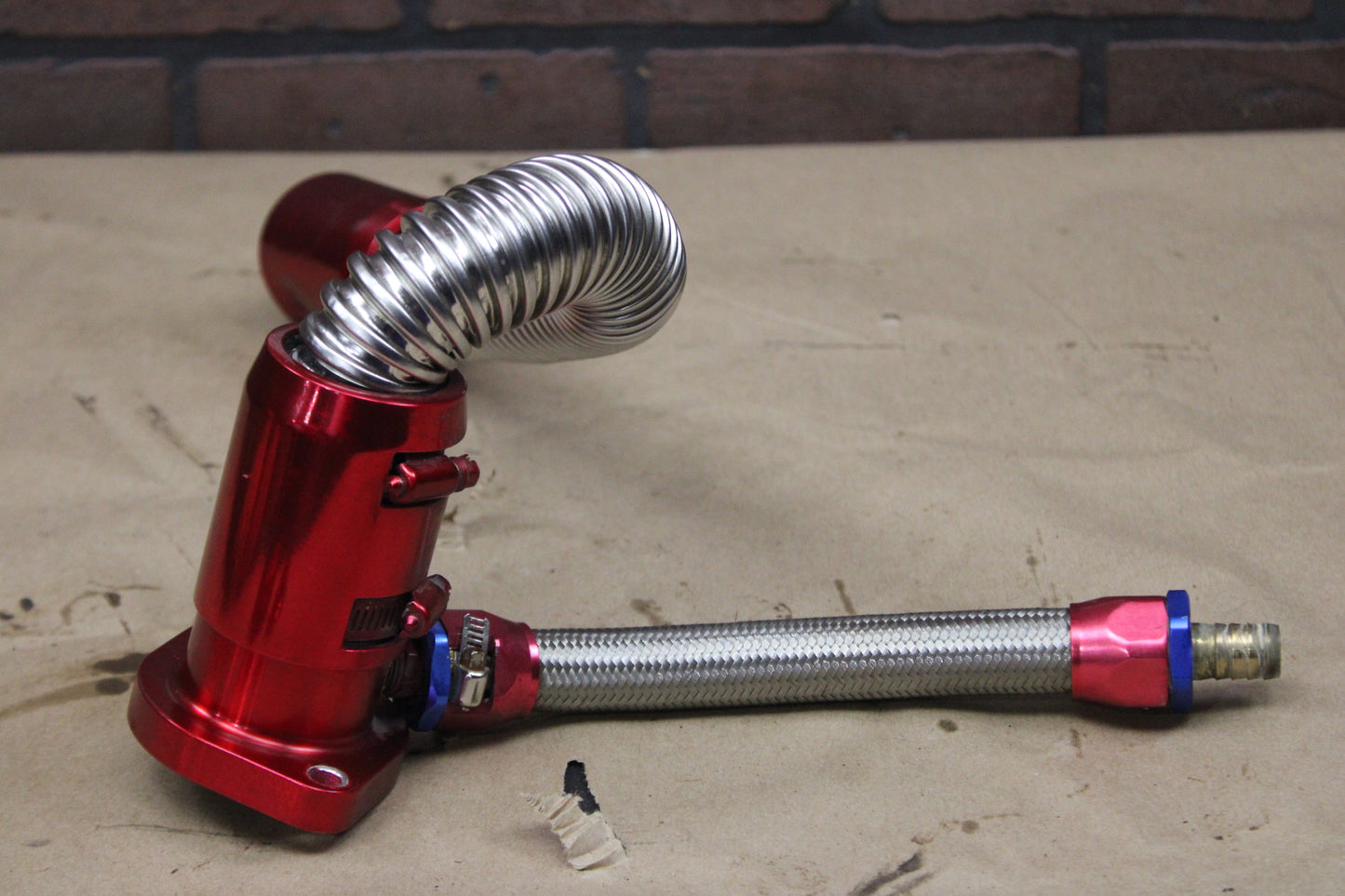 11-24 6.4L 392 Hemi Challenger Charger Oil Catch Can w/Engine Dress up kit