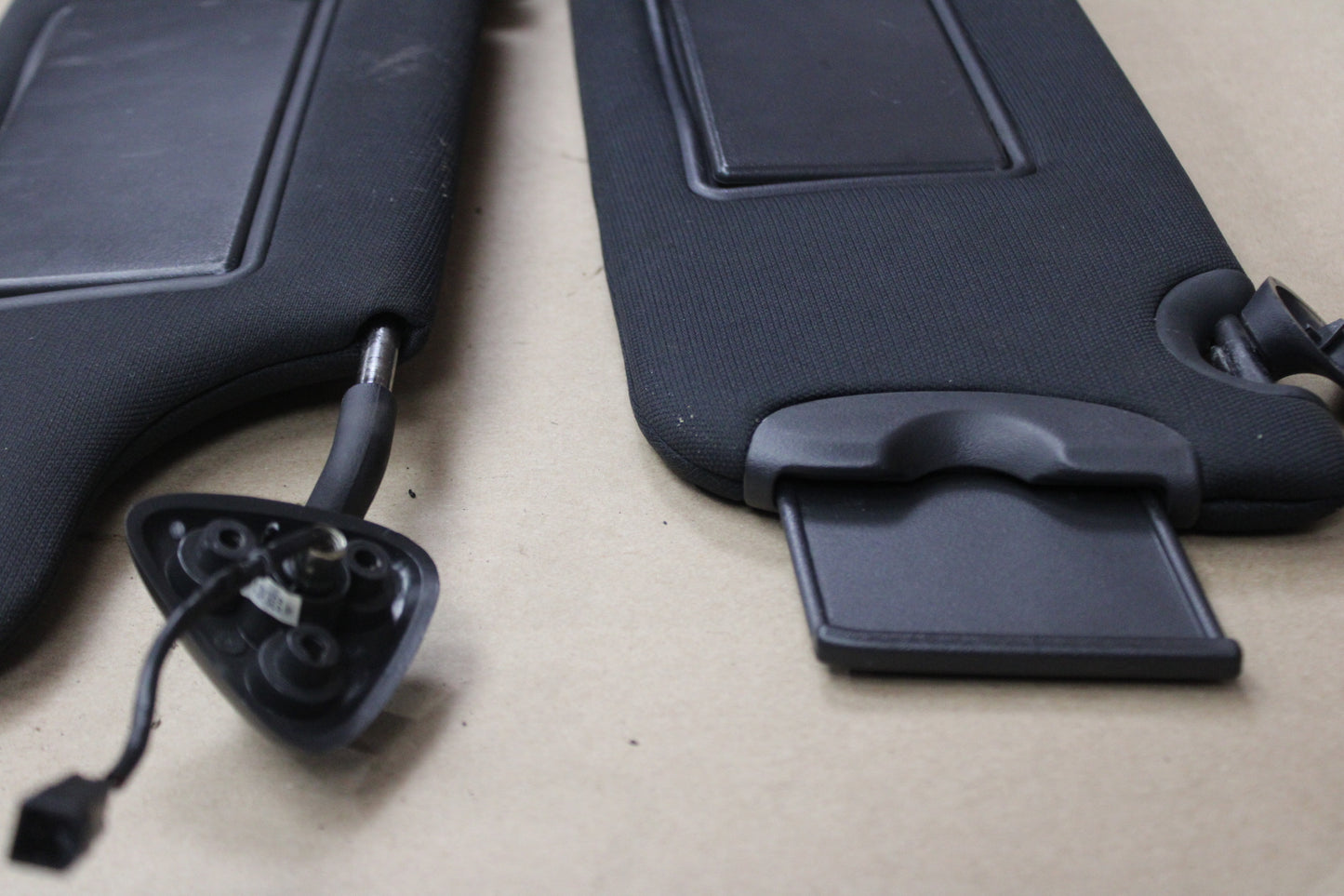 2008-2014 Dodge Challenger SRT8 Left Right Sun Visor Assembly Set Pair OEM