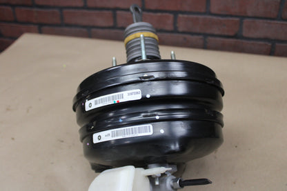 2011-2014 Dodge Challenger SRT8 Power Brake Booster Master Cylinder 04581645AB