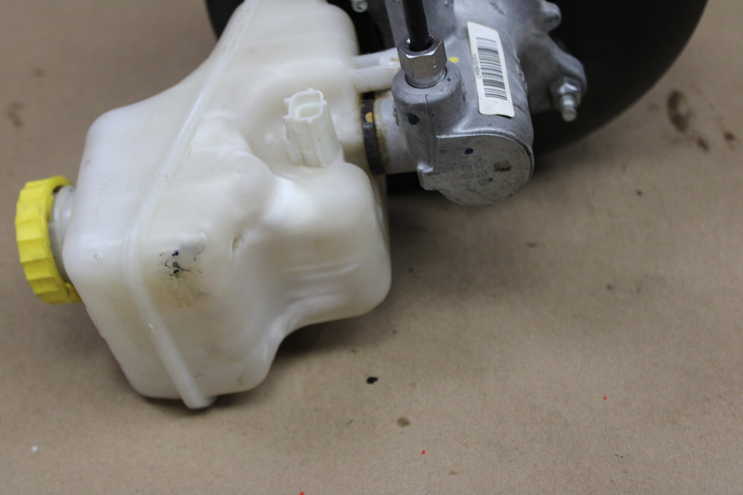 2011-2014 Dodge Challenger SRT8 Power Brake Booster Master Cylinder 04581645AB