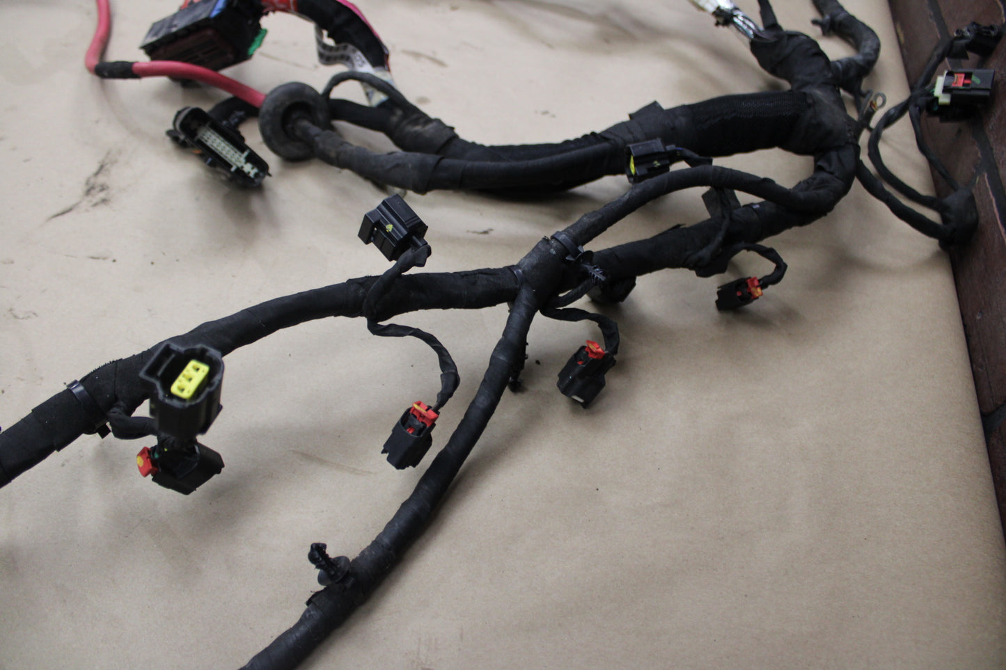 2014 DODGE CHALLENGER SRT8 ENGINE WIRE WIRING HARNESS 68205905AC OEM