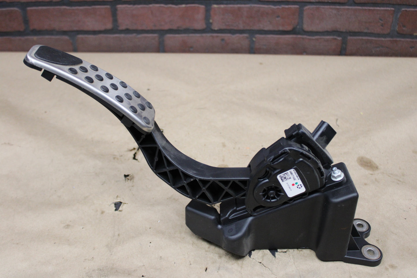 2014 Dodge Challenger SRT8 PCM TCM Ignition Pedal Control Module Package OEM