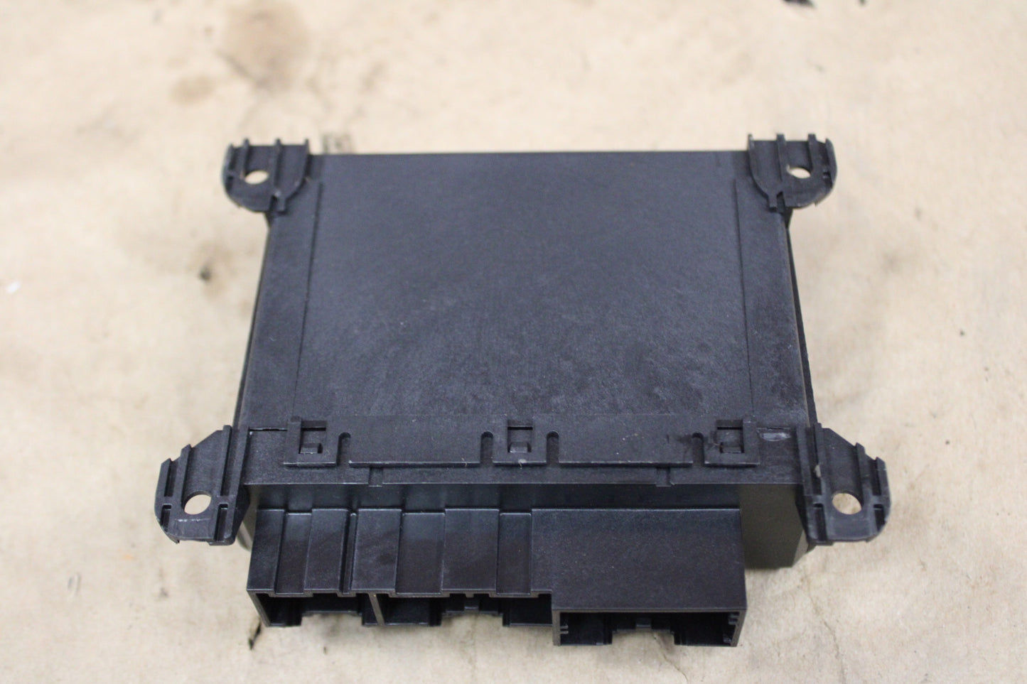 2007-2014 OEM Dodge Challenger Chrysler Sebring Door Control Module 68051931AB