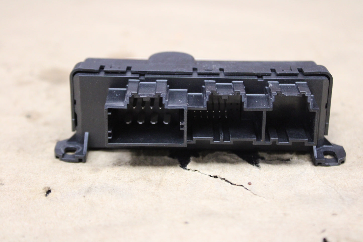 2007-2014 OEM Dodge Challenger Chrysler Sebring Door Control Module 68051931AB