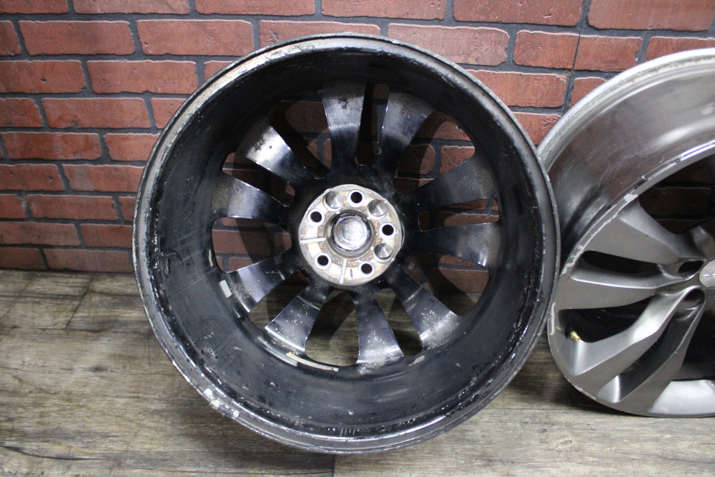 2011-2014 Dodge Charger SRT Alloy Factory Wheel Rim Set 5 V-Spoke Silver OEM