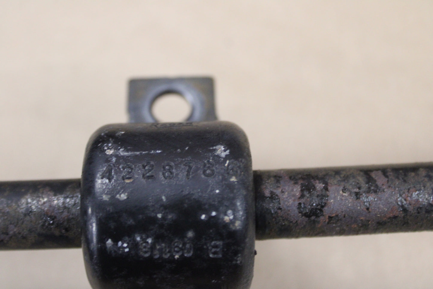2006-2014 Charger Challenger 300 Rear Suspension Stabilizer Bar w/ Links OEM