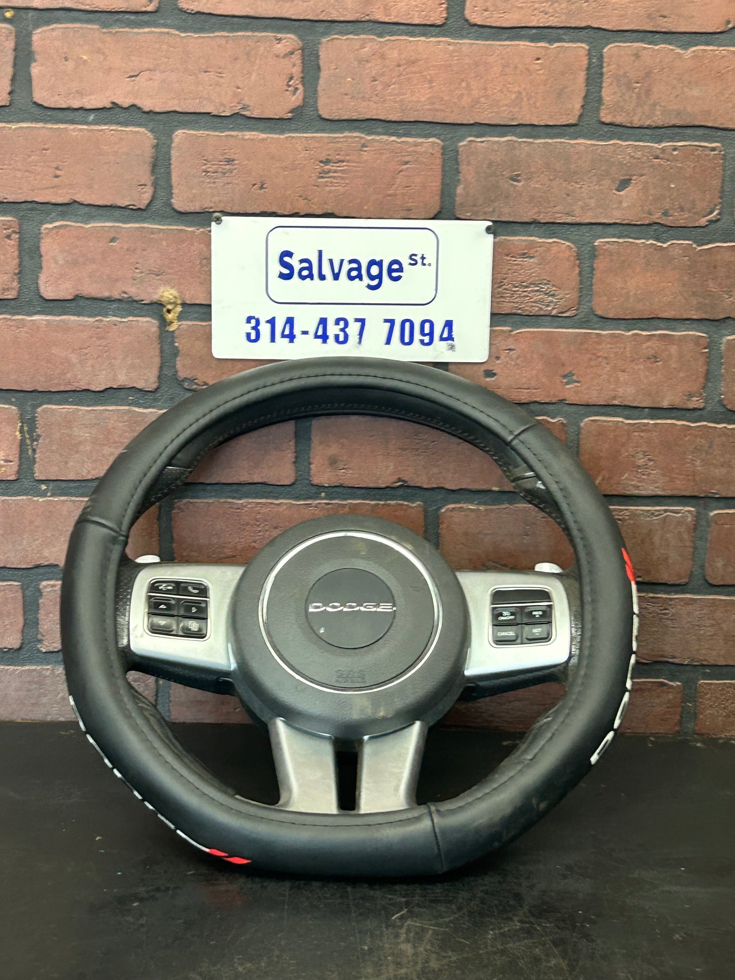 11-14 Dodge Challenger SRT8 Auto Flat Bottom Steering Wheel 1RM45XDVAD OEM 179k