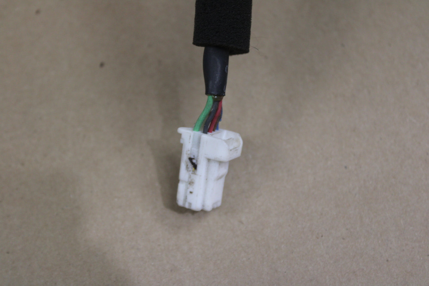 04-15 Nissan Armada Titan Tail Lid Gate Trunk Opener Switch Handle OEM