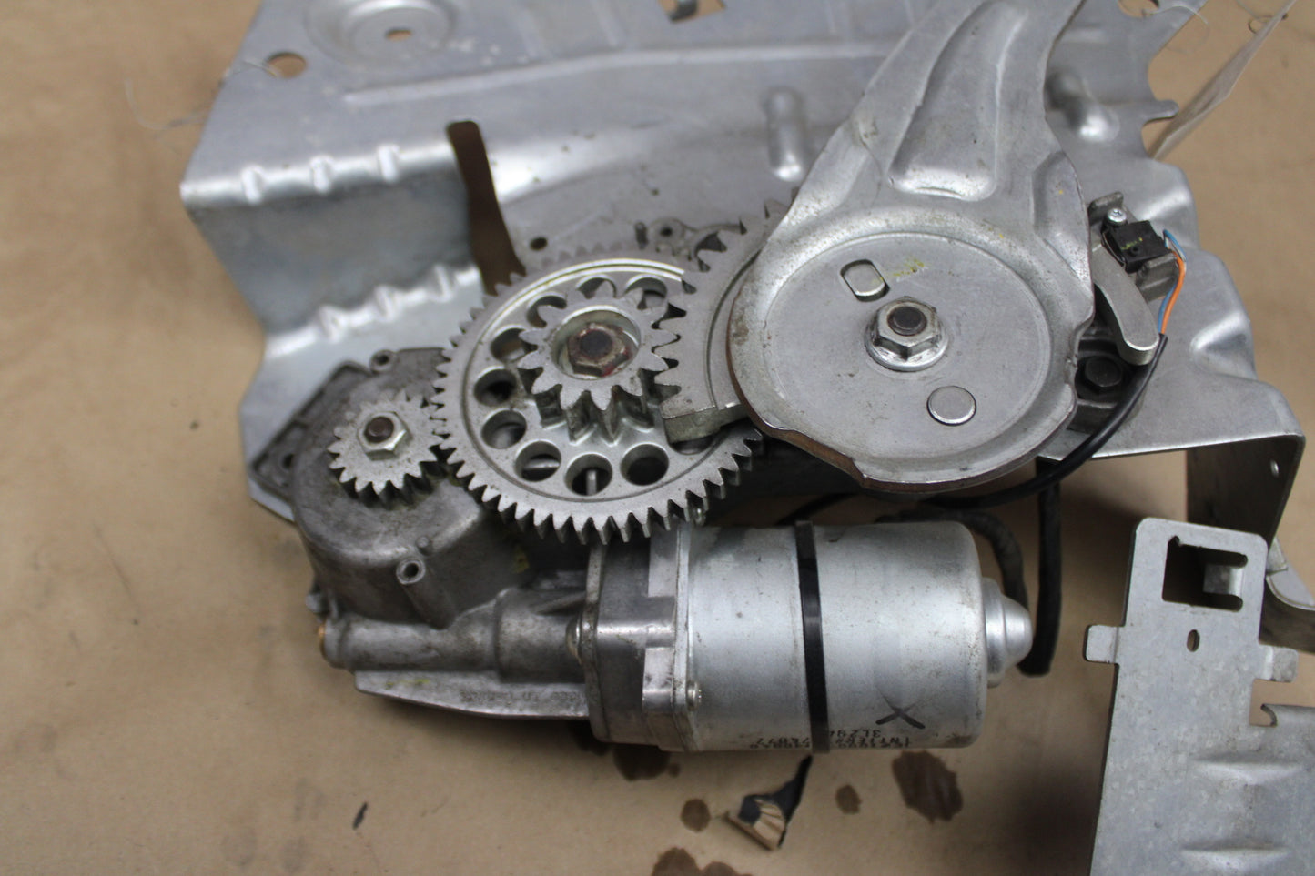 2009-2017 GMC Acadia GM Rear Compartment Lid Power Assisted Actuator Assembly