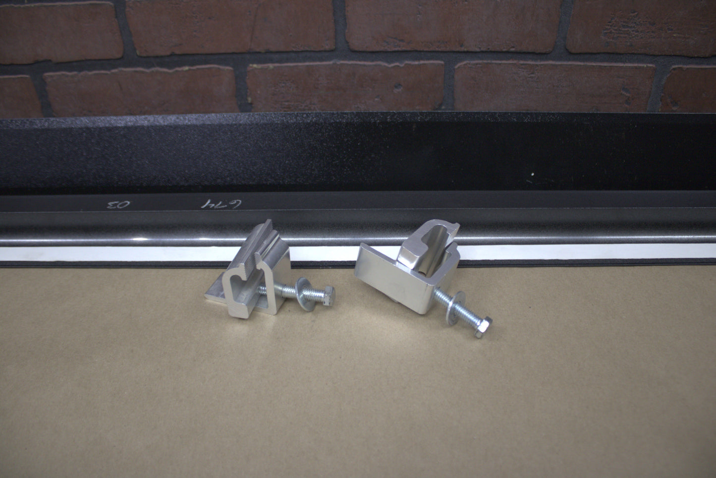 Pace Edwards Switchblade Metal Retractable Hard Tonneau Cover Aluminum SMC0303