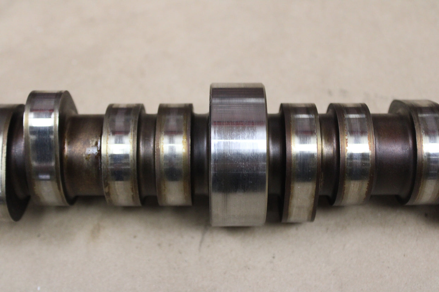 2007-17 GM General Motors Cam Camshaft 4.8L/5.3L Chevrolet Suburban Tahoe Yukon