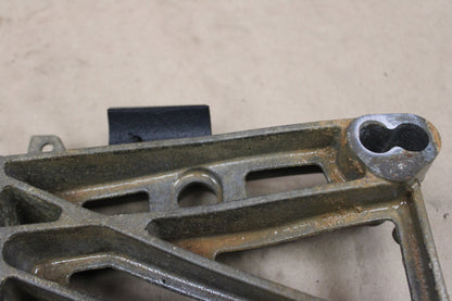 05-14 Dodge Challenger Charger Magnum 300 Transmission Crossmember 42RLE W5A580