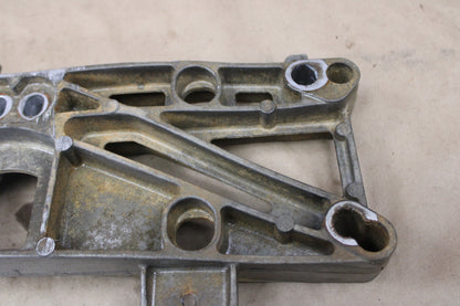05-14 Dodge Challenger Charger Magnum 300 Transmission Crossmember 42RLE W5A580