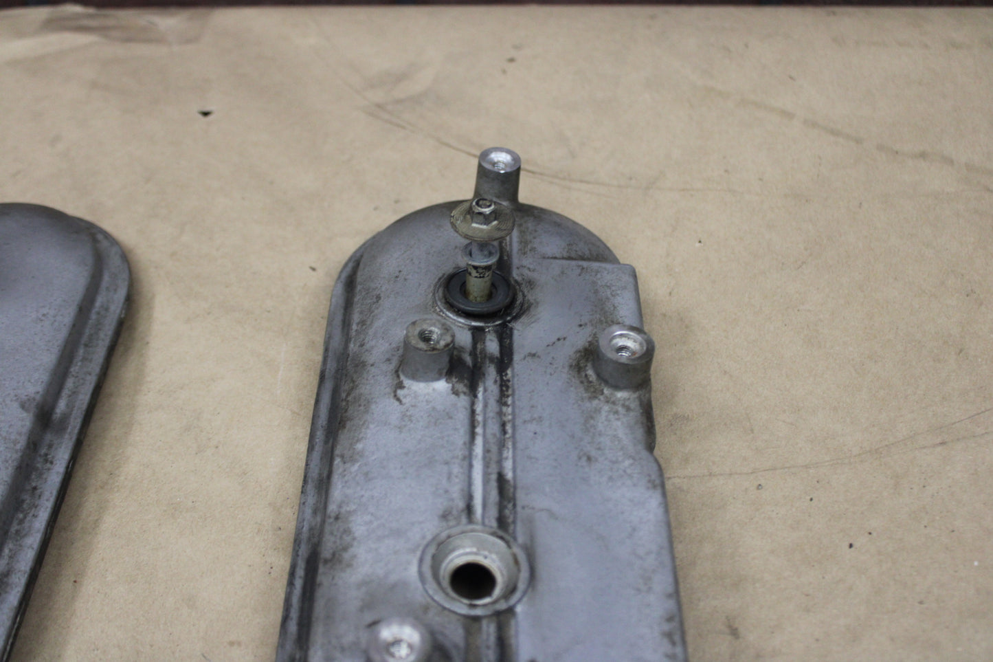 GM ENGINE SET VALVE COVER LEFT RIGHT 12611059 12611021 GM 6.2 V8 Small Block LS3