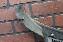 05-10 Dodge Charger Magnum 300 SRT8 Windshield Wiper Screen Cowl Top 4805834AD