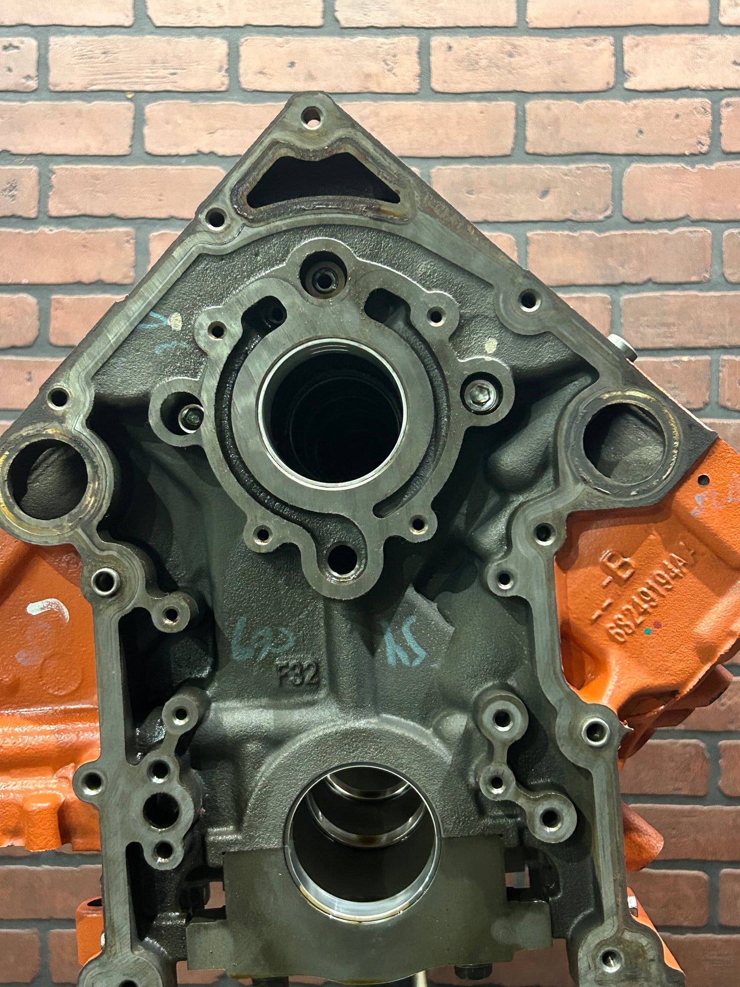 15-23 Dodge Challenger Charger 6.4L BGE HEMI V8 Bare Engine Block 68249194AA 55K