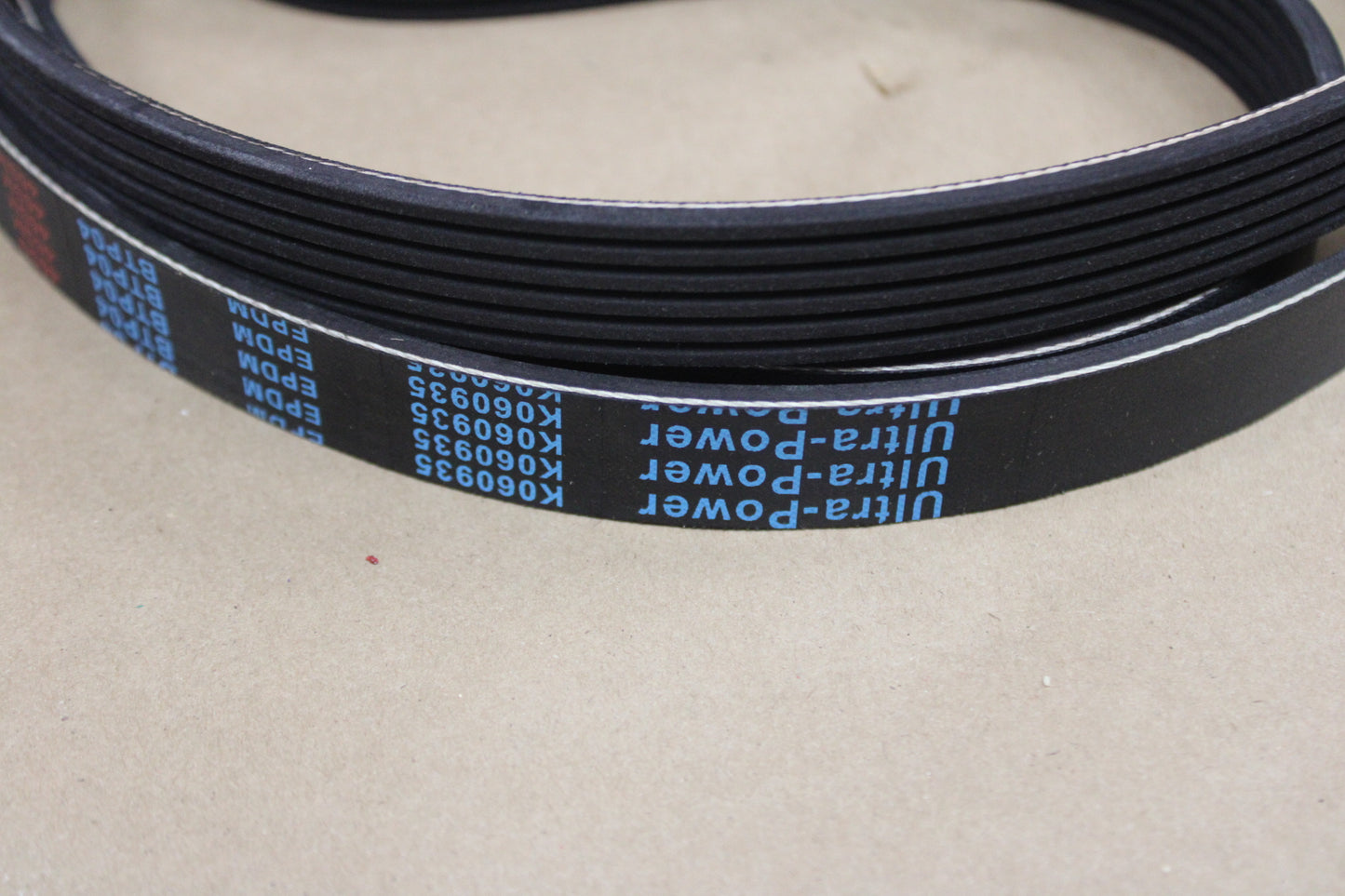 2009-2014 Gates 90K-39083A Accessory Belt Drive Set Tensioner Idler 2 Belts Kit