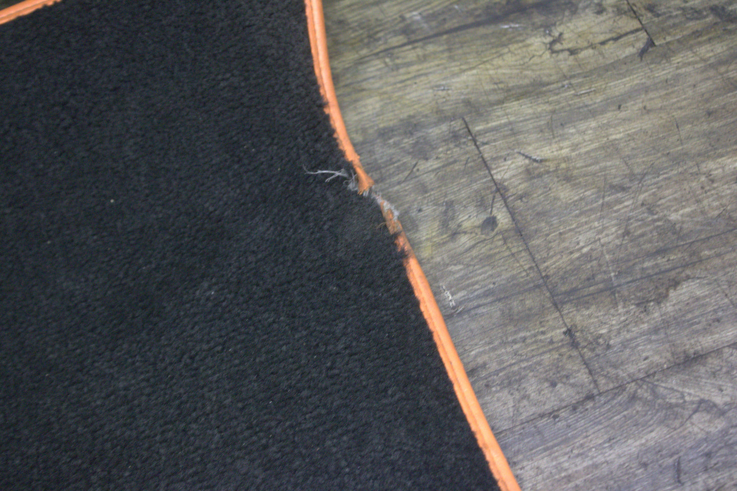 2008-2010 Dodge Challenger SRT8 Manual Orange Carpet Floor Mat Front Rear Set