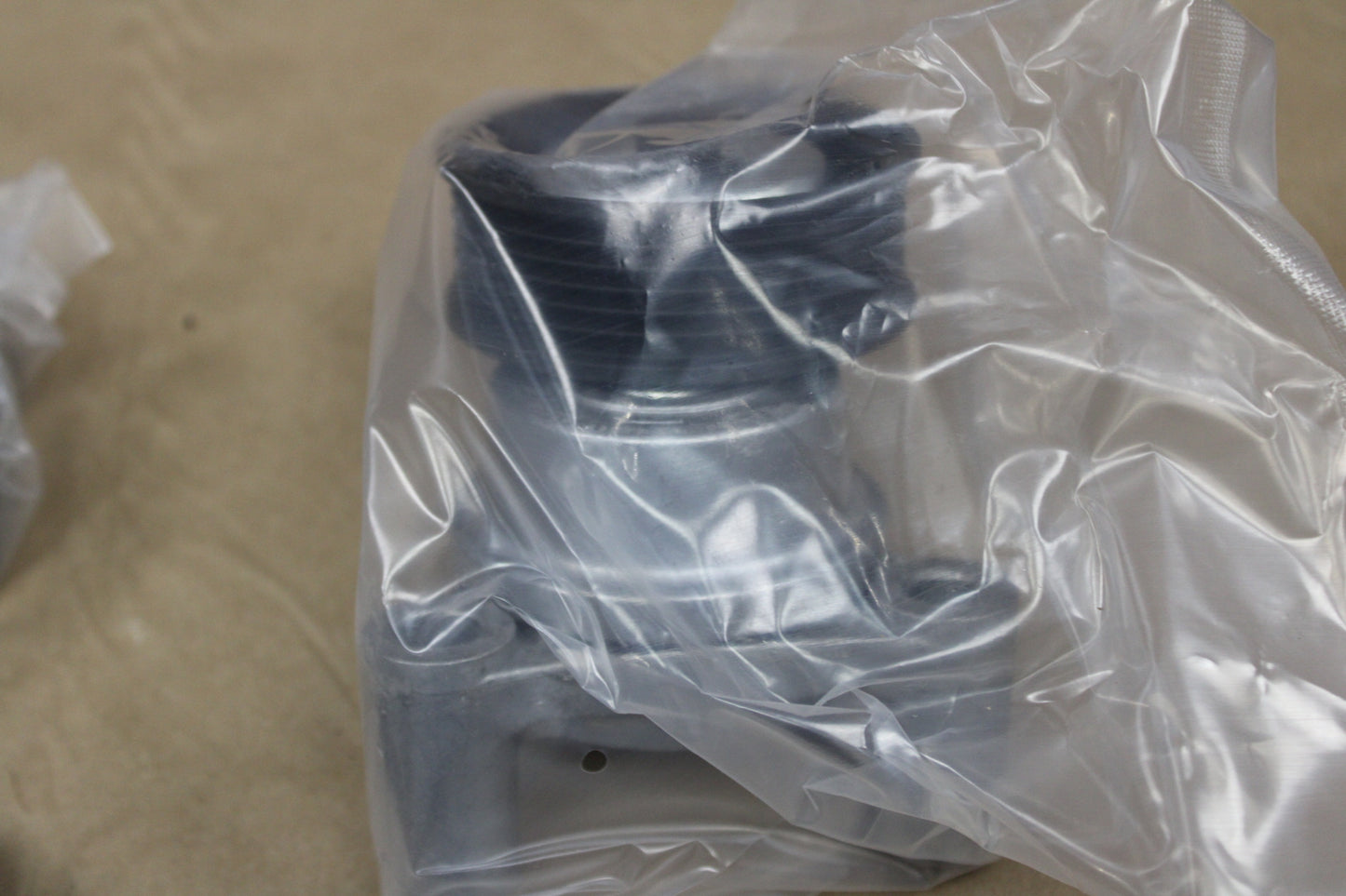 2009-2014 Gates 90K-39083A Accessory Belt Drive Kit Tensioner Idler 2 Belts Set