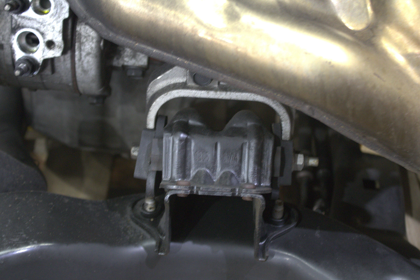 Challenger SRT8 6.1L Hemi Non MDS Engine TR6060 Manual Transmission Swap 83k