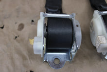 05-10 Charger Challenger 300 SRT8 OEM Rear Seat Belt Retractor Set 0UX54XDVAE