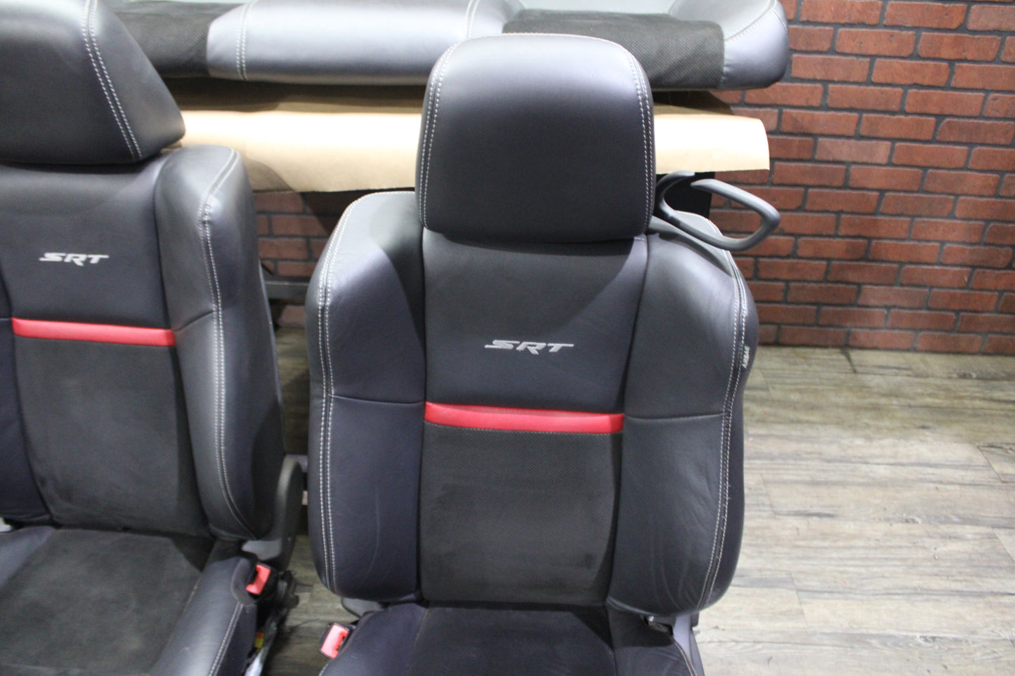 2008-2014 Dodge Challenger SRT8 Full Complete Front Rear Seat Set Leather OEM